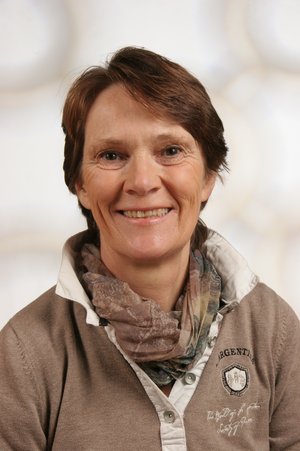 Frau Dr. Maria Plitt-Becker, Dozentin des Informationsabends über Darmbakterien.
