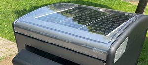 Kommunalbetrieb testet Hightech-Abfalleimer mit solarbetriebener Müllpresse