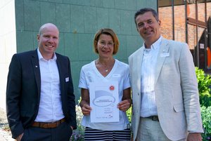 Markus Helms, Geschäftsführer der Wirtschaftsförderung Kreis Soest (wfg), Michaele Schriek von der Abteilung Personal und Organisation der Stadt Soest und Oliver Pöpsel, Aufsichtsratsvorsitzender der wfg. 