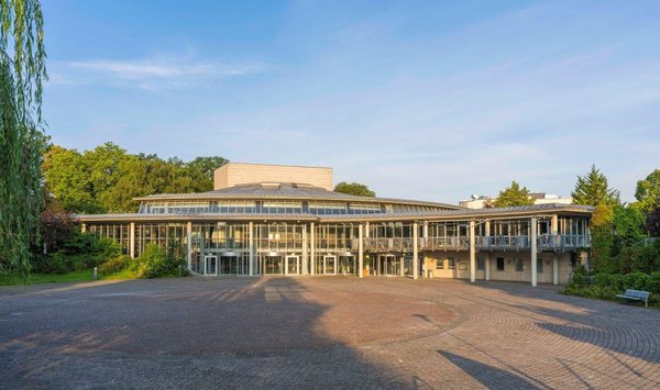 Außenansicht der Stadthalle Soest.