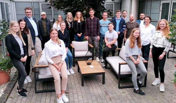 Vier neue Auszubildende bei der Stadt Soest