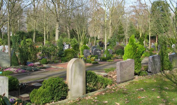 Gräber auf dem Osthofenfriedhof in Soest.